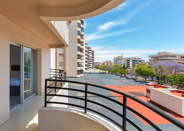 Marbella Suites *