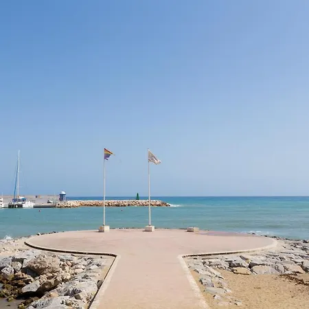 Marbella Suites *